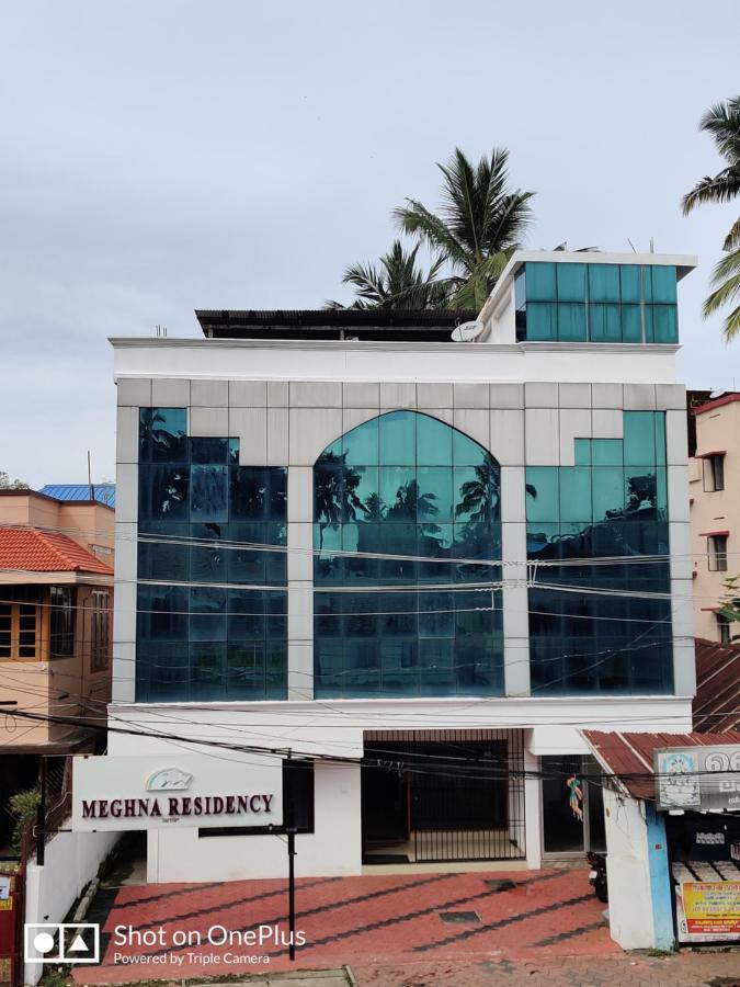 Meghna Residency Hotel Thiruvananthapuram Kültér fotó
