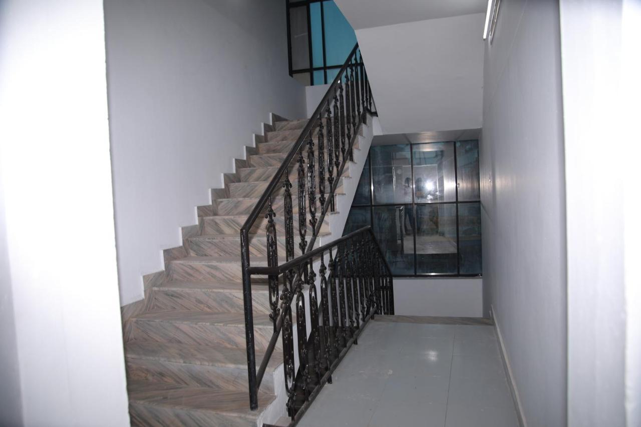 Meghna Residency Hotel Thiruvananthapuram Kültér fotó
