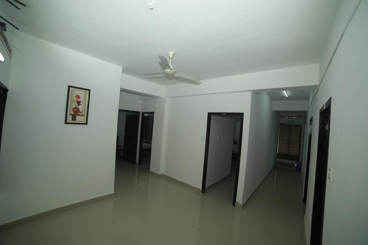 Meghna Residency Hotel Thiruvananthapuram Kültér fotó