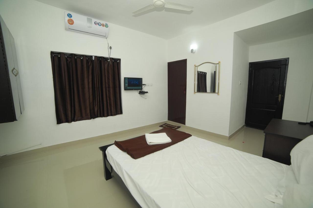 Meghna Residency Hotel Thiruvananthapuram Kültér fotó