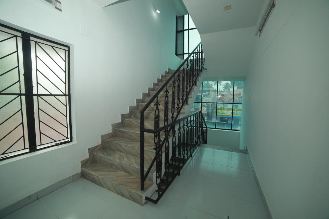Meghna Residency Hotel Thiruvananthapuram Kültér fotó