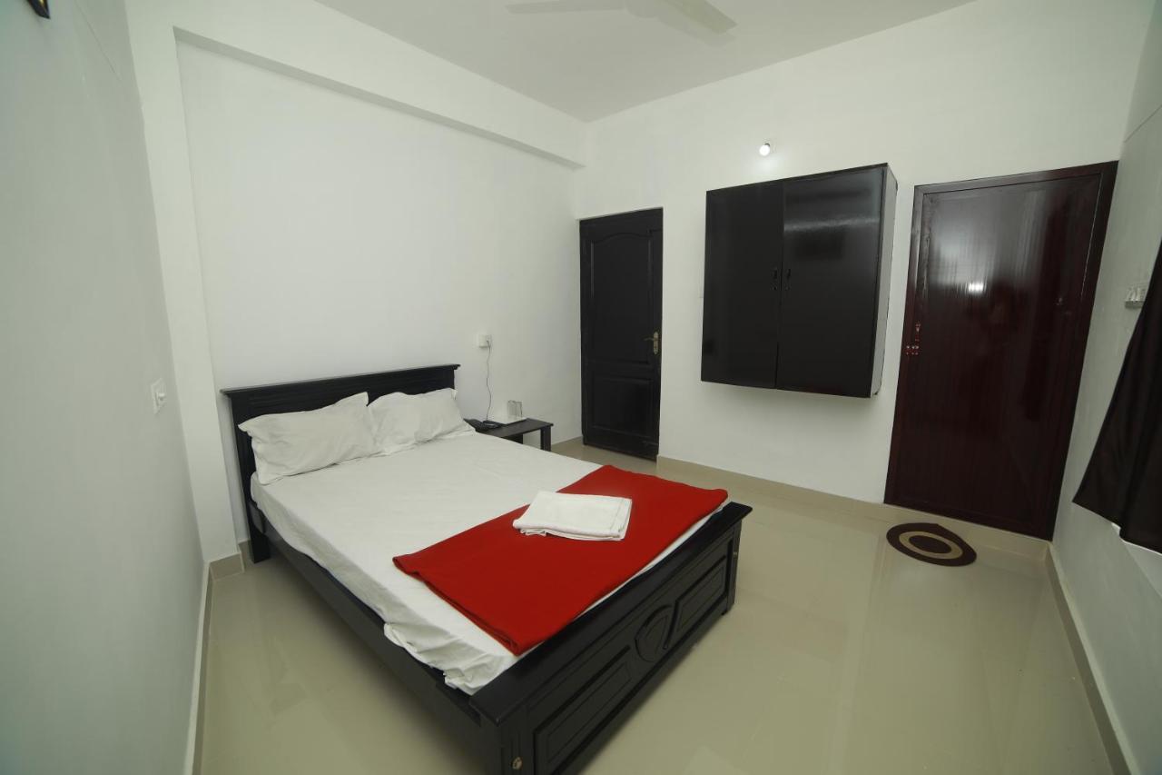Meghna Residency Hotel Thiruvananthapuram Kültér fotó